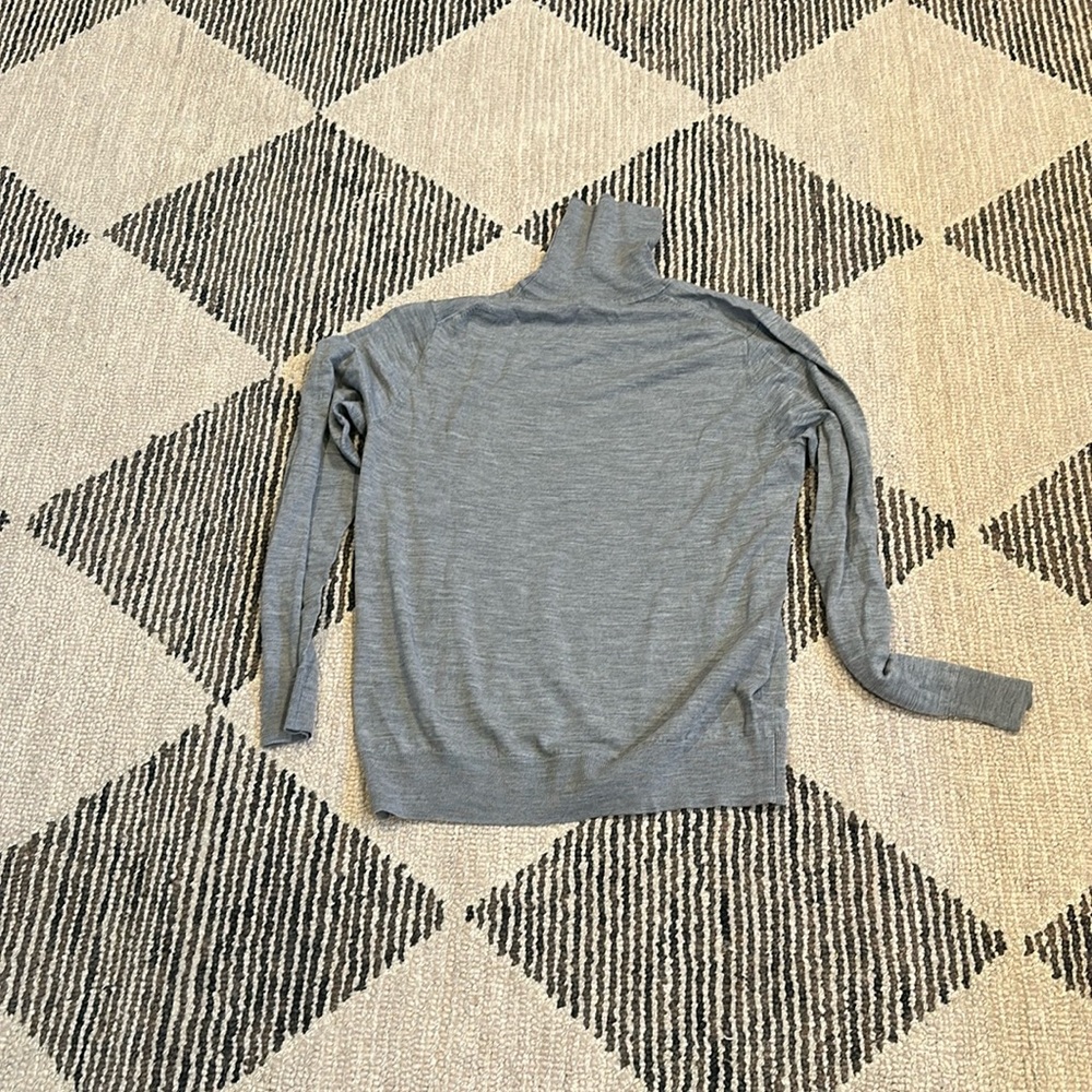 Uniqlo Turtle Neck
